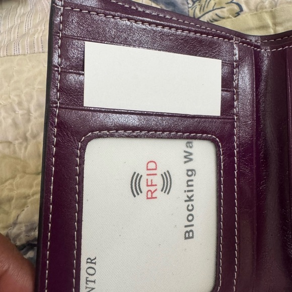 Elegant Purple Women's Wallet - FUNTOR - Picture 9 of 13
